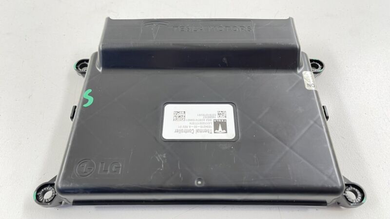 1034215-00-A / 1034215 00 A / 103421500A 12-20 TESLA MODEL S HVAC HEATER CORE THERMAL CONTROLLER MODULE 1034215-00-A OEM