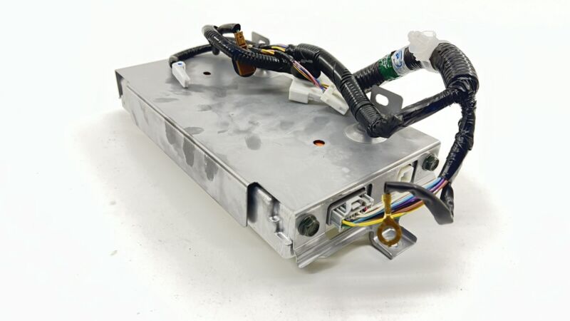 293A04GA1A 14-18 INFINITI Q50 HYBRID LITHIUM-ION BATTERY PACK CONTROL MODULE 293A04GA1A OEM