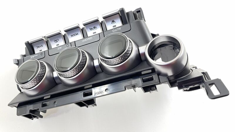 72311CC030 / 72311 CC030 22-23 TOYOTA GR86 AC TEMPERATURE CLIMATE CONTROL SWITCH 72311CC030 OEM