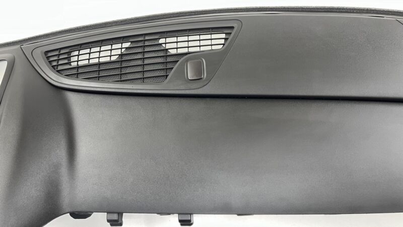 2293 3869 / 22933869 16-24 CHEVROLET CAMARO ZL1 SS DASHBOARD DASH BOARD INSTRUMENT PANEL COVER OEM