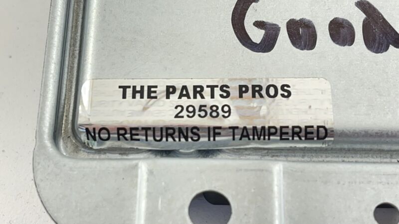 670101610 17-20 MASERATI GHIBLI AIRBAG AIR BAG SRS RESTRAINT MODULE 670101610 OEM