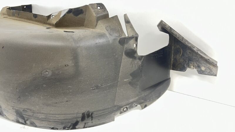 10428163 01-04 CORVETTE C5 Z06 RIGHT REAR FENDER LINER WHEEL ARCH SPLASH GUARD OEM
