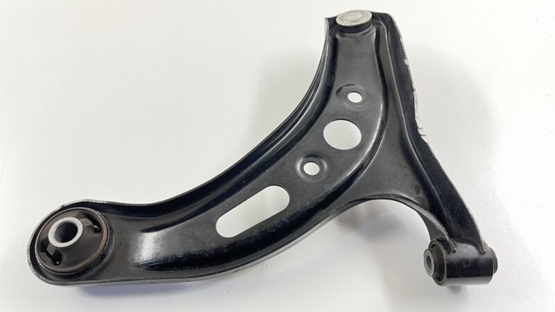 20202CA012 13-20 SUBARU BRZ DRIVER LEFT FRONT LOWER CONTROL ARM 20202CA012 OEM
