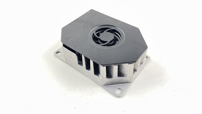 2118705189 / A2118705189 / A 211 870 51 89 5189 07-14 MERCEDES W212 W219 CLS E CLASS SUBWOOFER AMPLIFIER AMP HARMAN BECK