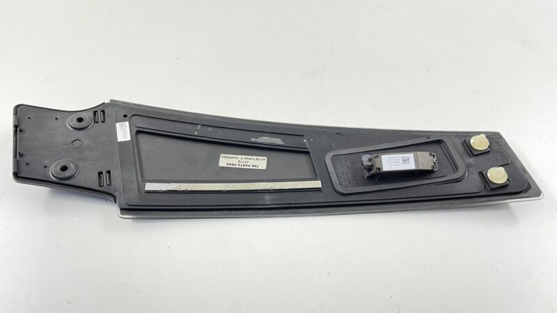 1069104-00-D / 1069104 00 D / 106910400D 17-20 TESLA MODEL S PASSENGER RIGHT B PILLAR GLASS CAMERA TRIM 1092307-00-E OEM