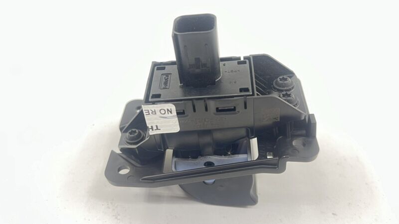 HG7Y-2B623-AAW / HG7Y 2B623 AAW / HG7Y2B623AAW 20-22 FORD MUSTANG GT500 ELECTRONIC PARKING PARK BRAKE CONTROL SWITCH BUT