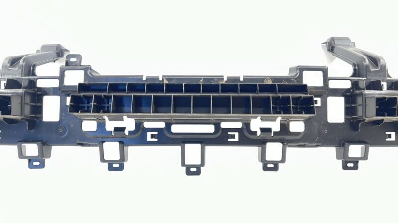 PR3B-17E899-AA / PR3B 17E899 AA / PR3B17E899AA 2024 FORD MUSTANG GT REAR BUMPER IMPACT ABSORBER PLASTIC TRIM PR3B-17E899
