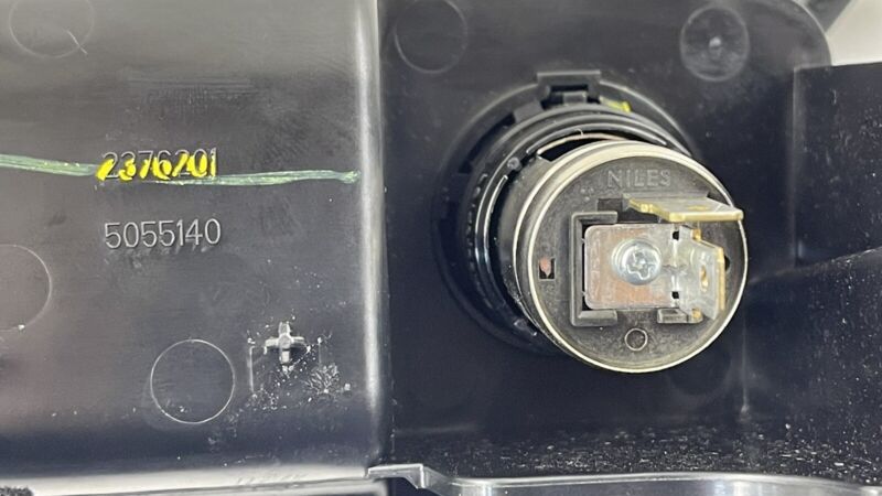 2376201 2017 ACURA MDX FRONT CENTER CONSOLE STORAGE COMPARTMENT POWER OUTLET TRAY OEM