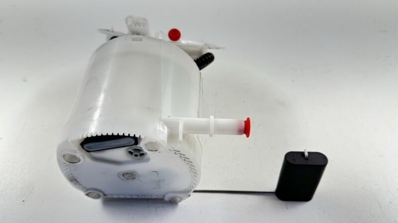 JR3C-9H307-BD / JR3C 9H307 BD / JR3C9H307BD 18-23 FORD MUSTANG GT 5.0L GAS TANK FUEL PUMP SENDING UNIT JR3C-9H307-BD OEM
