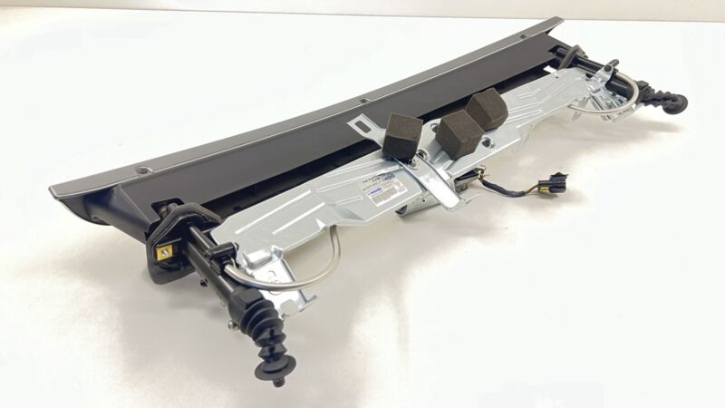 987.504.109.00 / 987 504 109 00 / 98750410900 05-12 PORSCHE BOXSTER CAYMAN 987 REAR POWER LIFT SPOILER WING MECHANISM OE