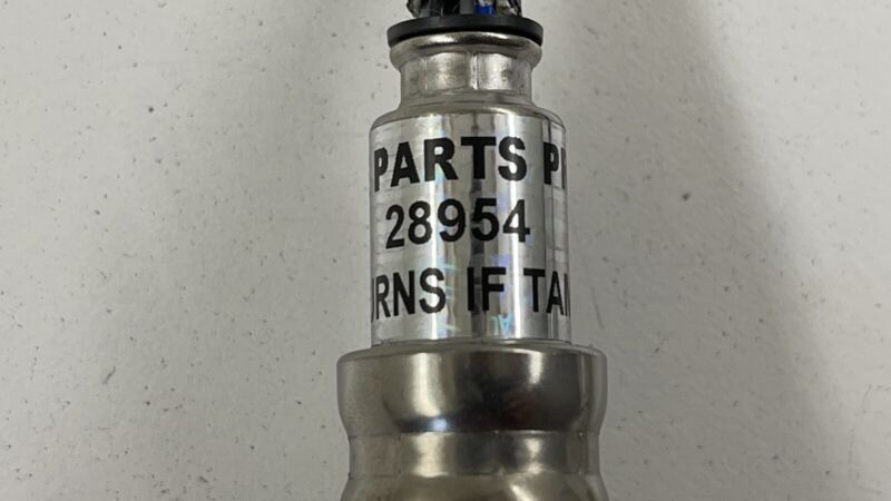 22690AB090 22-23 SUBARU WRX 2.4L EXHAUST MANIFOLD AIR FUEL RATIO OXYGEN O2 SENSOR PAIR OEM