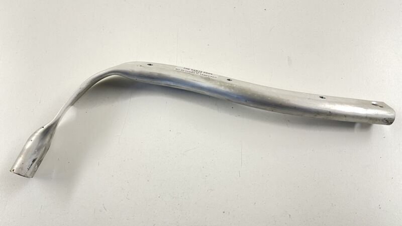 4H0.821.260.C / 4H0 821 260 C / 4H0821260C 13-18 AUDI A8 S8 PASSENGER RIGHT FRONT FENDER BRACKET SUPPORT MOUNT BRACE OEM