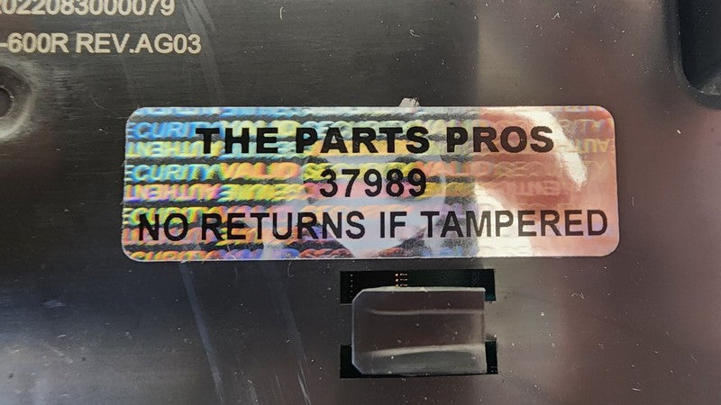 84895421 20-23 CADILLAC CT4 FRONT OVERHEAD CONSOLE LIGHT LAMP CONTROL PANEL DOME OEM