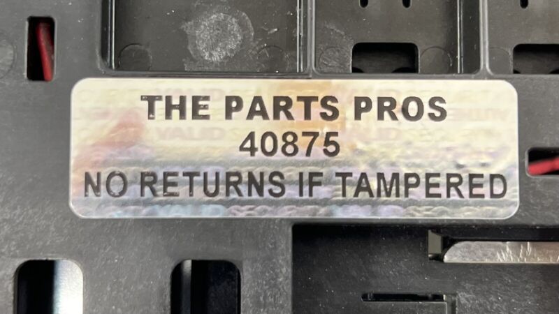 812461962 22-24 CADILLAC CT4 V BLACKWING REAR BATTERY FUSE RELAY JUNCTION BOX 84986478 OEM