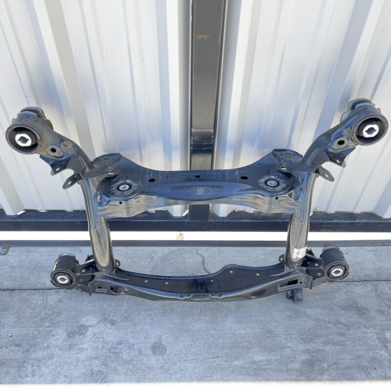8W0.505.235.AK / 8W0 505 235 AK / 8W0505235AK 17-23 AUDI A4 S4 A5 S5 REAR SUBFRAME CRADLE CROSSMEMBER 8W0505235AK OEM