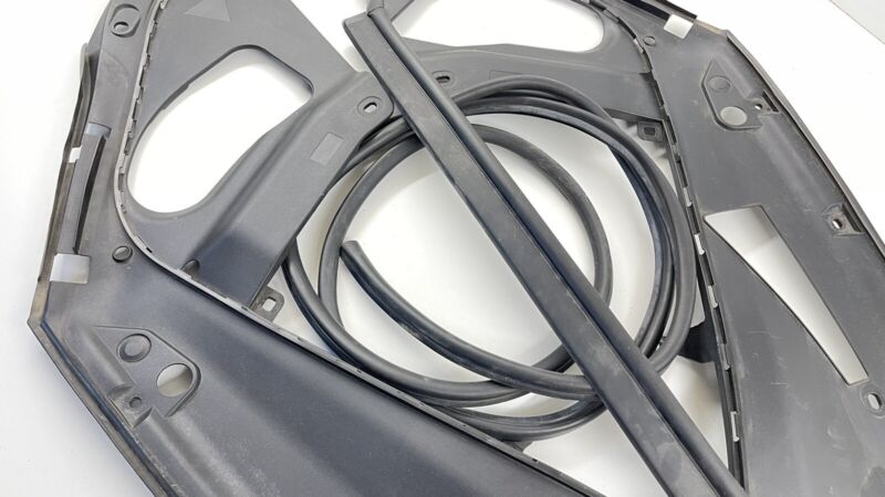 7211929 16-19 BMW M6 LEFT & RIGHT ENGINE BAY ACCESS COWL BEZEL PANEL COVER TRIM PAIR OEM