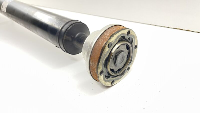 8W0 521 101 C / 8W0521101C 18-23 AUDI S4 S5 AWD 3.0L DRIVESHAFT DRIVE SHAFT LINE PROPELLER CARRIER OEM