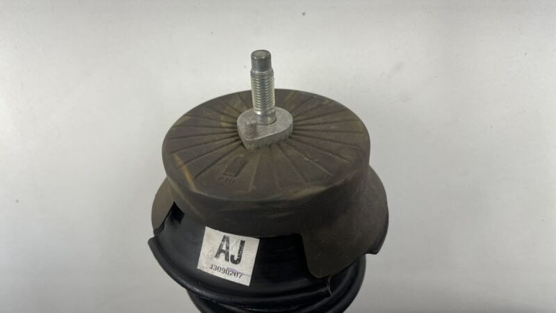 Does Not Apply 14-20 INFINITI Q50 Q60 RWD FRONT ENGINE SUPPORT MOUNT BRACKET INSULATOR OEM