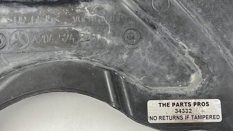 2045243230 / A2045243230 / A 204 524 32 30 3230 14-17 MERCEDES E550 W207 REAR ENGINE SPLASH GUARD SHIELD COVER TRIM TRAY
