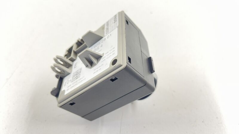 1669052801 / A1669052801 / A 166 905 28 01 2801 13-16 MERCEDES BENZ GL350 X166 IGNITION KEY SWITCH ENGINE START STOP MOD