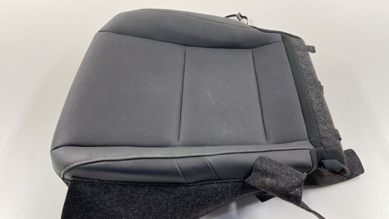 10876-36244 / 10876 36244 / 1087636244 19-22 LEXUS ES300H PASSENGER RIGHT FRONT LOWER SEAT CUSHION COVER BLACK OEM