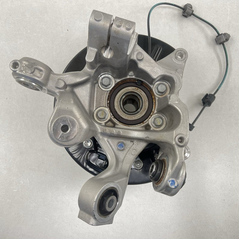 27540FN14A 24-25 SUBARU CROSSTREK PASSENGER RIGHT REAR SPINDLE KNUCKLE HUB BEARING OEM