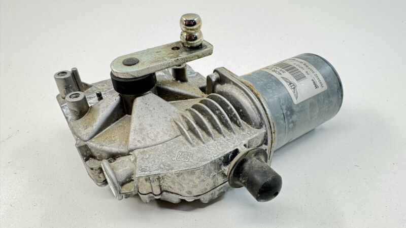 W000025984 13-18 BENTLEY FLYING SPUR GTC GT WINDSHIELD WIPER MOTOR W000025984 OEM