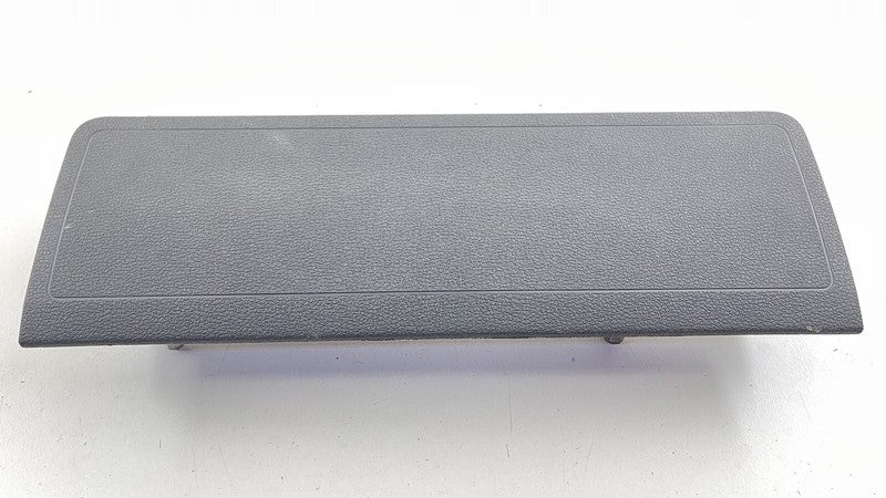 8W0 880 842 D / 8W0880842D 17-20 AUDI A4 S4 A5 S5 RIGHT FRONT LOWER KNEE AIRBAG AIR BAG SRS 8W0880842D OEM