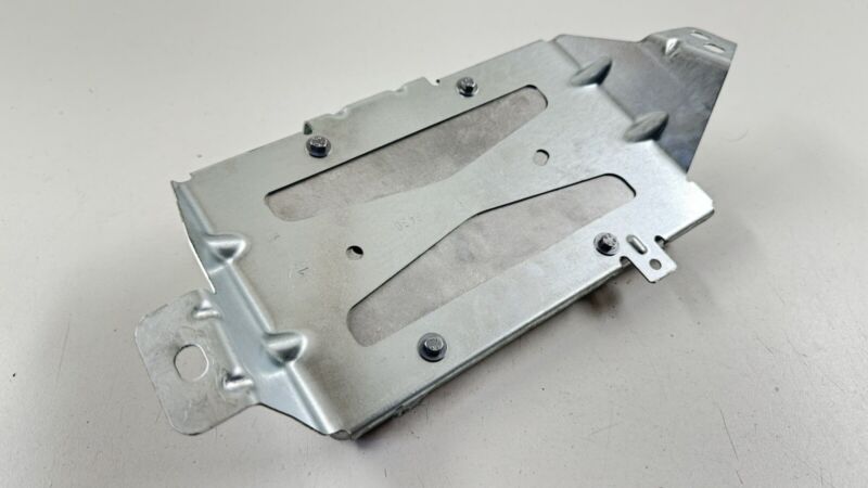 670107609 17-23 MASERATI GHIBLI HARMAN AMPLIFIER AMP AUDIO SOUND MODULE 670107609 OEM