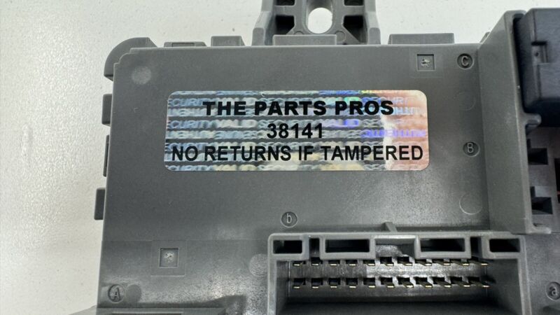 THR-A2 / THR A2 / THRA2 18-23 HONDA ODYSSEY CABIN LEFT CHASSIS DISTRIBUTION FUSE RELAY JUNCTION BOX OEM