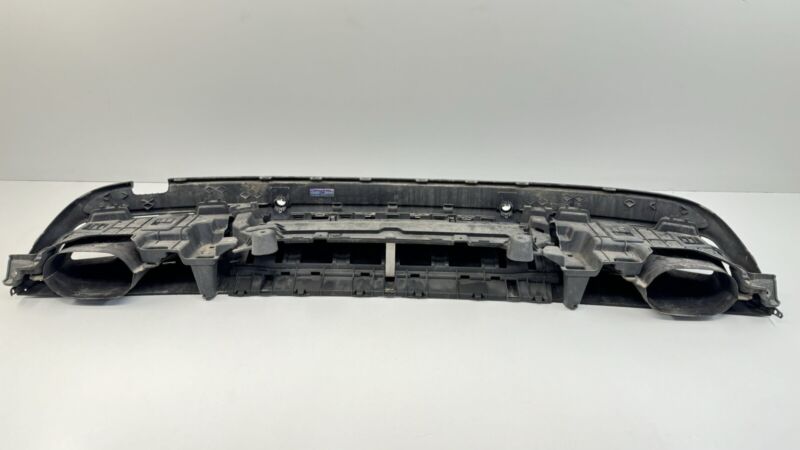 A2058856438 15-18 MERCEDES-BENZ C63S C63 AMG W205 REAR BUMPER DIFFUSER WITH EXHAUST TIPS OEM