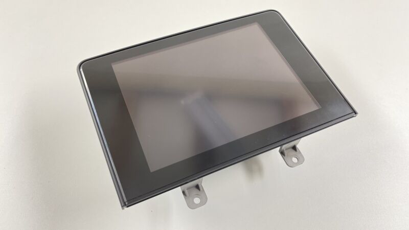 673010710 17-20 MASERATI GHIBLI TOUCH SCREEN DISPLAY RADIO COMMAND HEAD UNIT 673010710 OEM