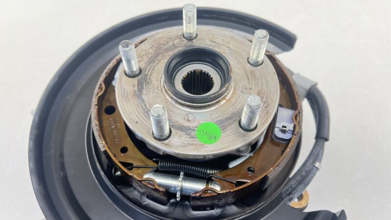 Does Not Apply 22-25 SUBARU WRX MANUAL DRIVER LEFT REAR SPINDLE KNUCKLE HUB BEARING OEM