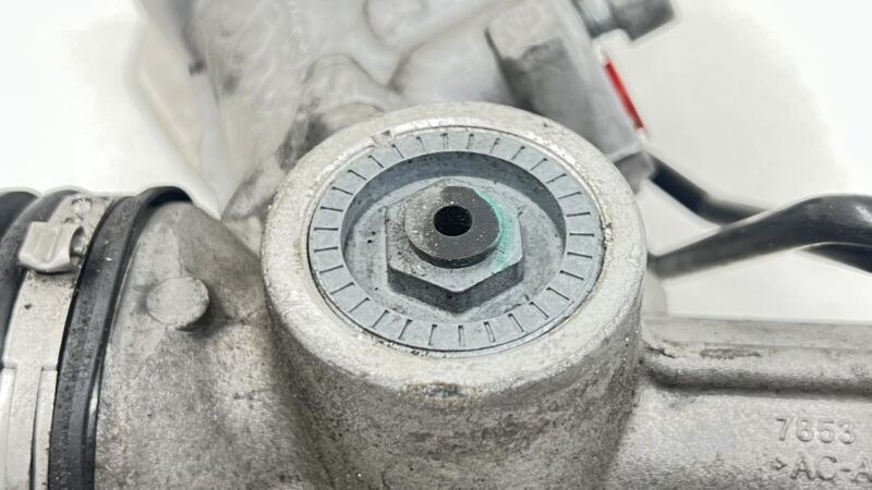 970 347 005 23 / 97034700523 12-16 PORSCHE PANAMERA HYBRID POWER STEERING GEAR BOX RACK AND PINION OEM