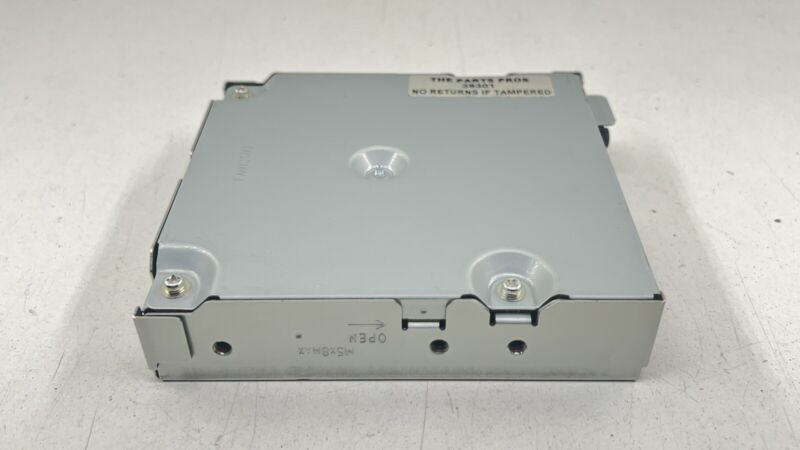 4W0 907 441 / 4W0907441 13-18 BENTLEY FLYING SPUR REAR VIEW CAMERA CONTROL MODULE 4W0 907 441 OEM
