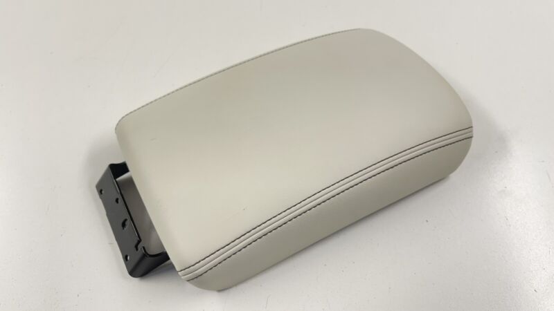 16-24 INFINITI Q50 Q60 CENTER CONSOLE ARMREST ARM REST COVER LID OEM