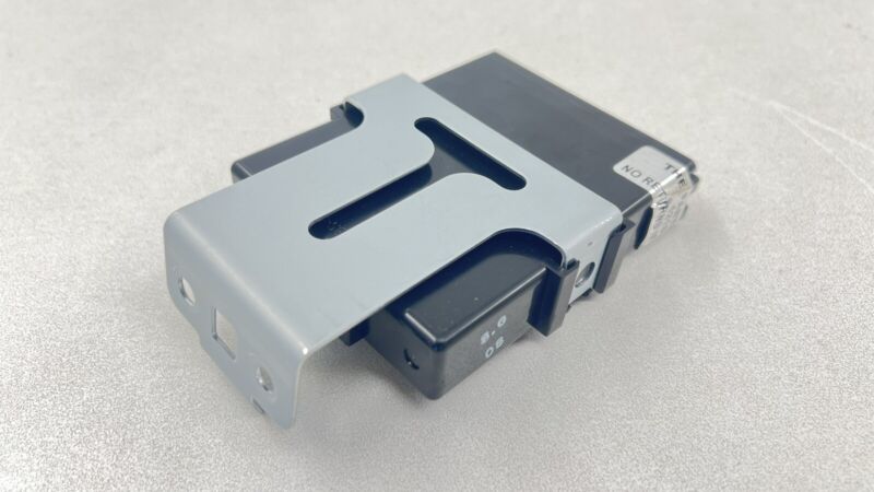88301FN00A 24-25 SUBARU CROSSTREK NETWORK GATEWAY CONTROL MODULE 88301FN00A OEM