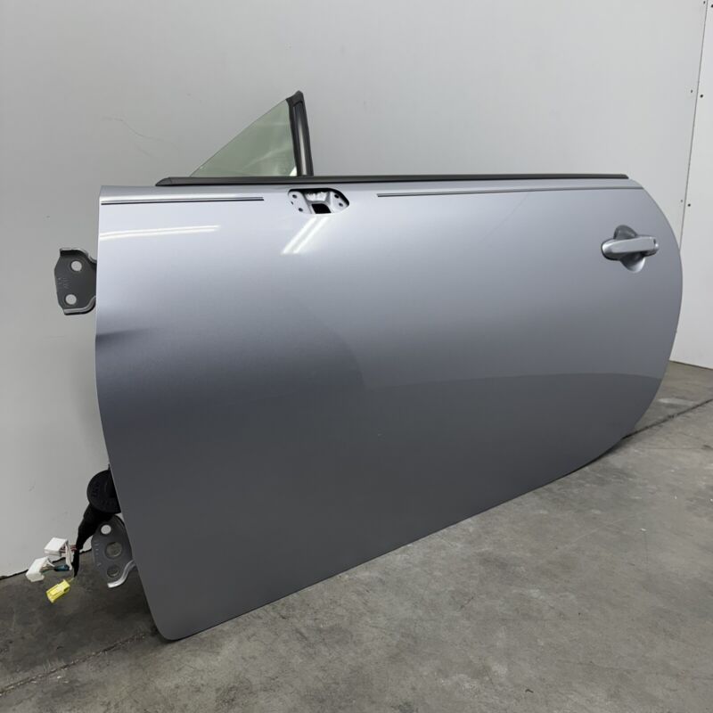 Does not apply 22-25 TOYOTA GR86 SUBARU BRZ DRIVER LEFT DOOR COMPLETE WITH GLASS SILVER OEM