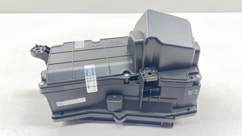 MX257910-0575 / MX257910 0575 / MX2579100575 24-25 ACURA INTEGRA TYPE S DASH HUD HEADS UP DISPLAY SCREEN PROJECTOR OEM