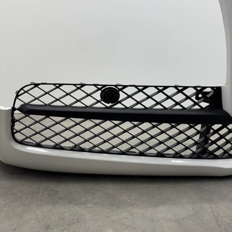 4W0.807.221 / 4W0 807 221 / 4W0807221 13-18 BENTLEY FLYING SPUR FRONT BUMPER COVER COMPLETE WITH GRILLS & SENSORS OEM