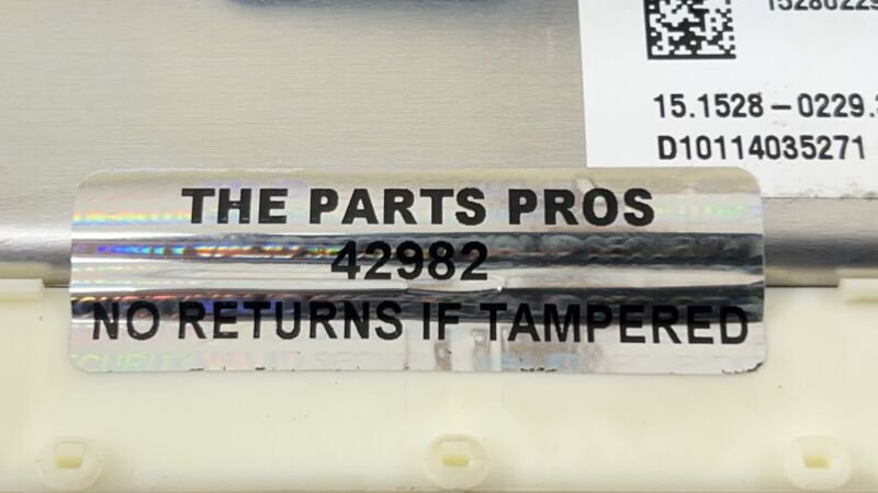 970.618.155.27 / 970 618 155 27 / 97061815527 14-16 PORSCHE PANAMERA AIR RIDE SUSPENSION MODULE AUTO LEVELING 9706181552