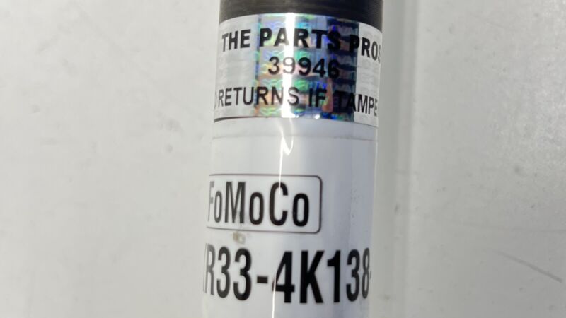 KR33-4K138-BB / KR33 4K138 BB / KR334K138BB 2024 FORD MUSTANG GT AUTO TRANSMISSION RIGHT REAR AXLE SHAFT KR33-4K138-BB O