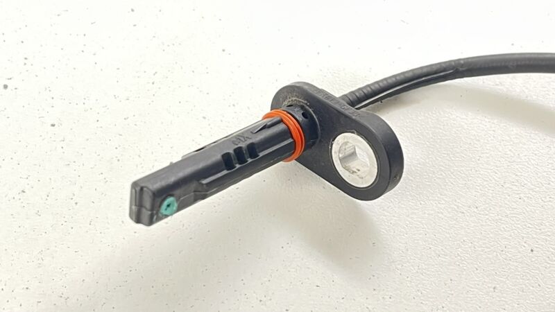 Does Not Apply 11-17 HONDA ODYSSEY PASSENGER RIGHT REAR ABS WHEEL SPEED SENSOR OEM