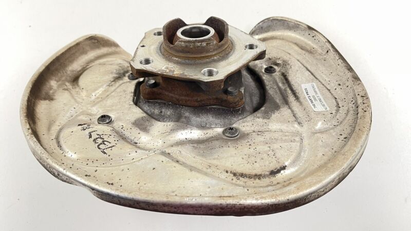 8W0 505 432 Q / 8W0505432Q 17-23 AUDI A4 S4 A5 S5 PASSENGER RIGHT REAR SPINDLE KNUCK HUB BEARING OEM