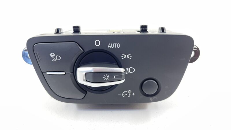 4M0 941 531 AK / 4M0941531AK 17-21 AUDI A4 S4 A5 S5 HEADLIGHT INTERIOR LIGHT CONTROL SWITCH 4M0941531AK OEM
