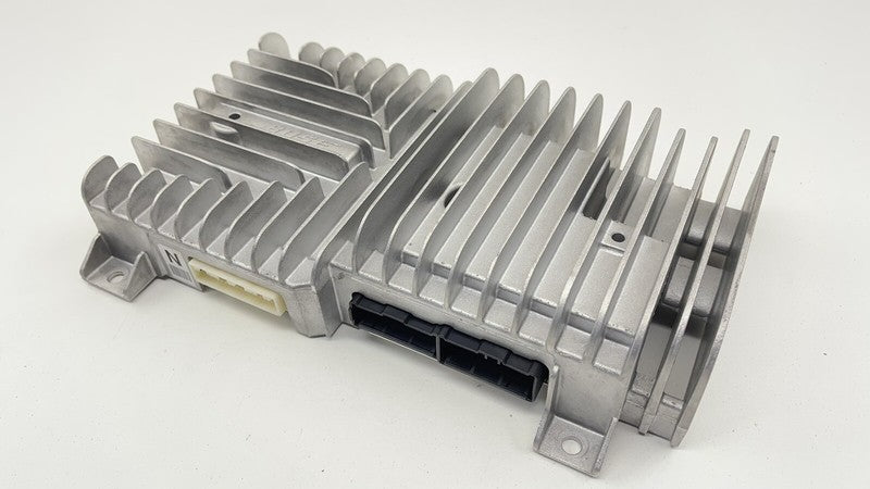 28061 4HK3A / 28061-4HK3A / 280614HK3A 16-18 INFINITI Q50 BOSE AMPLIFIER AMP AUDIO SOUND SYSTEM 28061 4HK3A OEM
