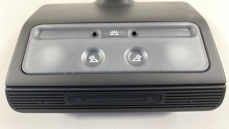 11M1255CP 15-17 MCLAREN 650S OVERHEAD CONSOLE DOME READING LIGHT LAMP 11M1255CP OEM