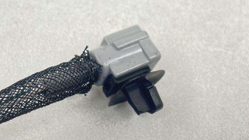 27540VC020 22-25 SUBARU WRX PASSENGER RIGHT REAR ABS WHEEL SPEED SENSOR 27540VC020 OEM