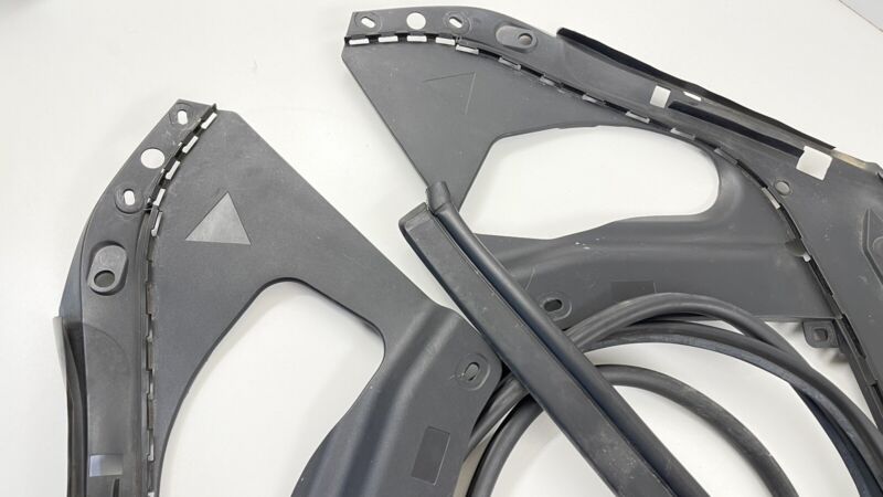 7211929 16-19 BMW M6 LEFT & RIGHT ENGINE BAY ACCESS COWL BEZEL PANEL COVER TRIM PAIR OEM