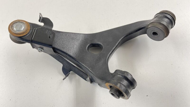Does Not Apply 22-23 SUBARU WRX PASSENGER RIGHT REAR CONTROL ARM SUSPENSION OEM